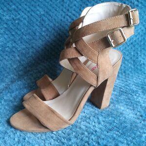 Just Fab Women's Wedges Heels Size 6 Beige Sandals Shoes